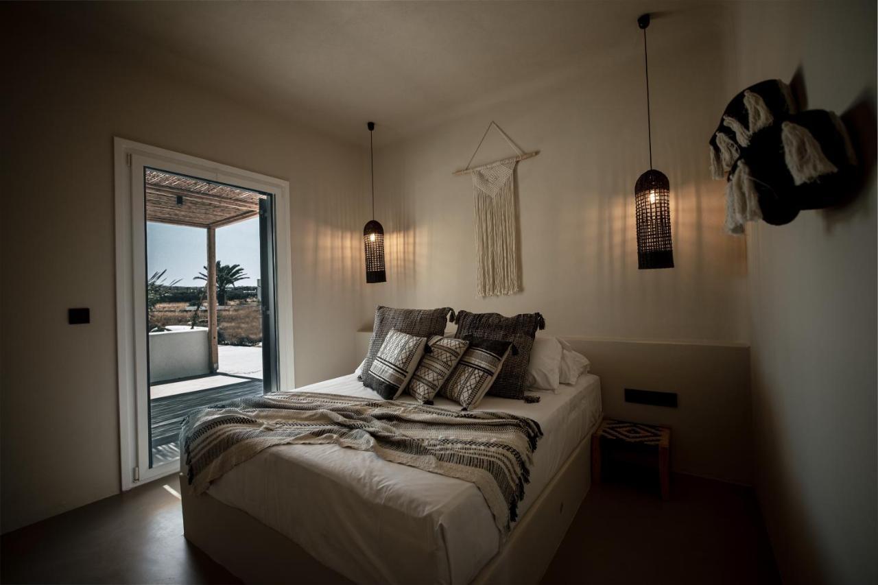 Seesoo Paros Beachfront Resort (Adults Only) Pounda エクステリア 写真