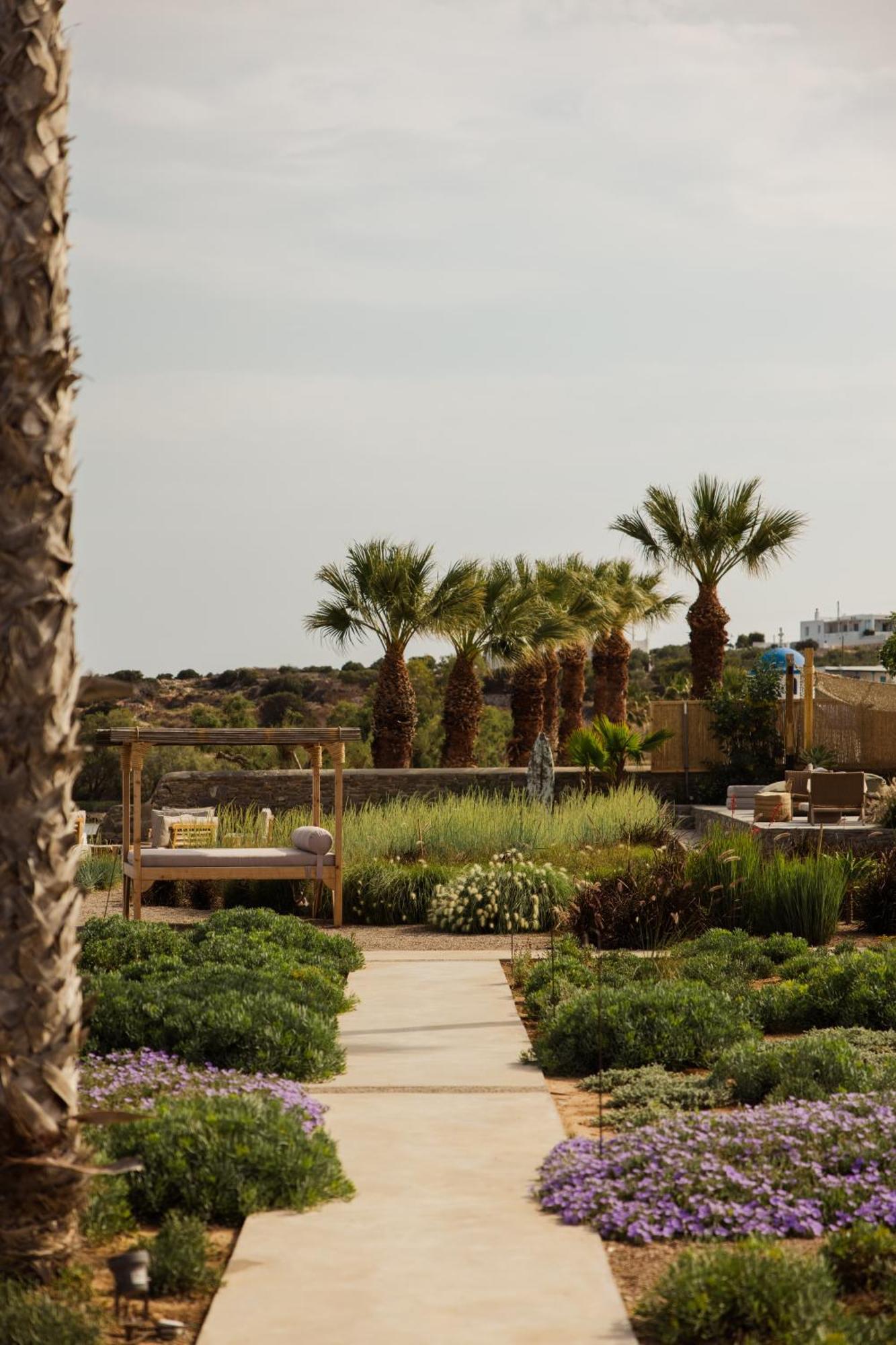 Seesoo Paros Beachfront Resort (Adults Only) Pounda エクステリア 写真