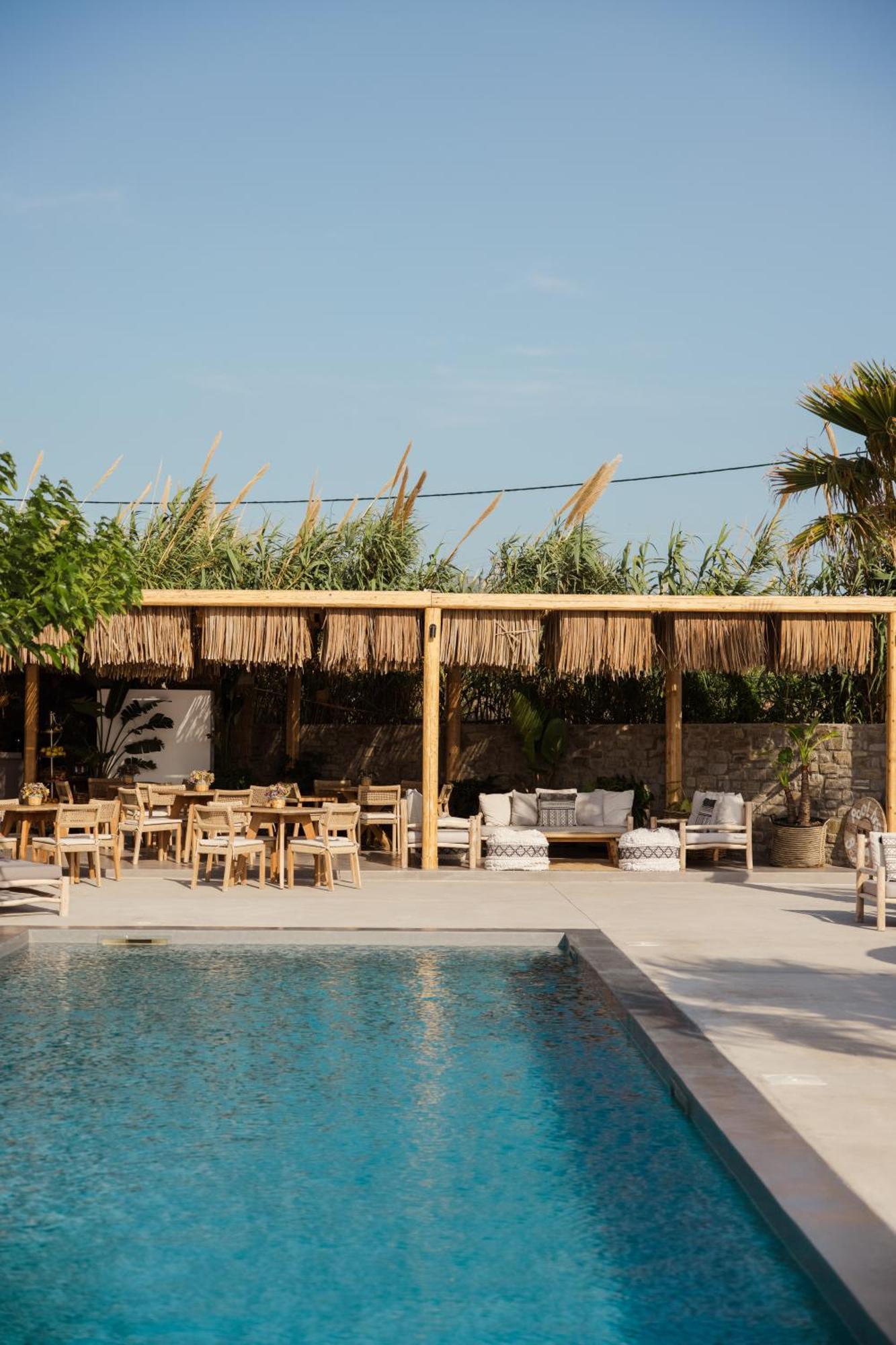 Seesoo Paros Beachfront Resort (Adults Only) Pounda エクステリア 写真